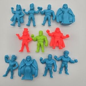 Lot Of 11 Wendy's DC Comics Figures